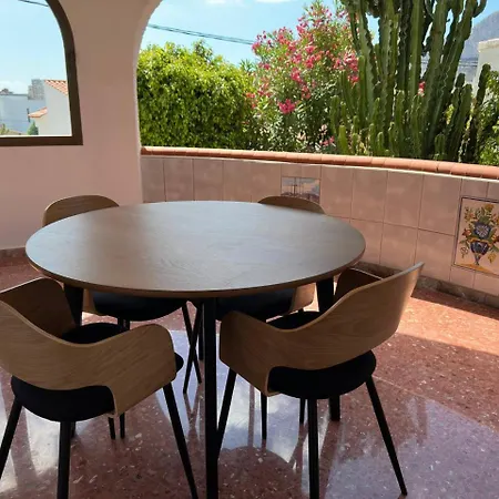 Almendros Con Piscina Privada Vakantiehuis
