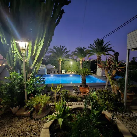 Almendros Con Piscina Privada Сasa de vacaciones *
