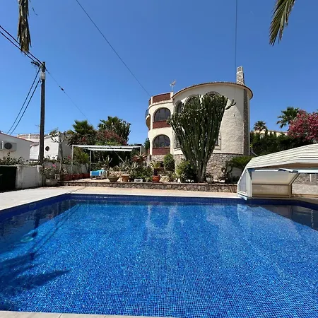 Almendros Con Piscina Privada * Κάλπε