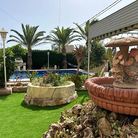 Сasa de vacaciones Almendros Con Piscina Privada