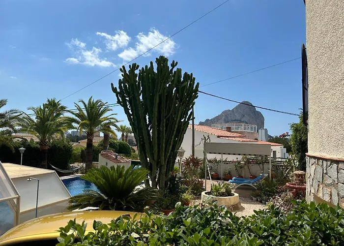 Almendros Con Piscina Privada Calpe