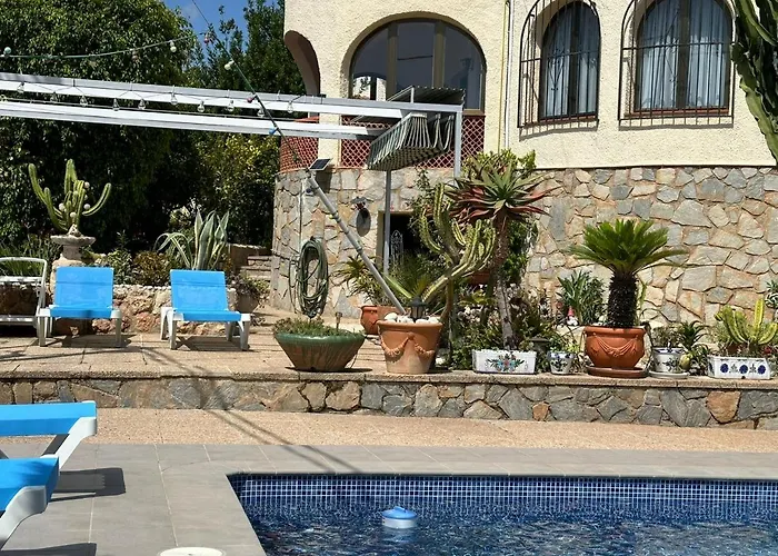 Almendros Con Piscina Privada Holiday home