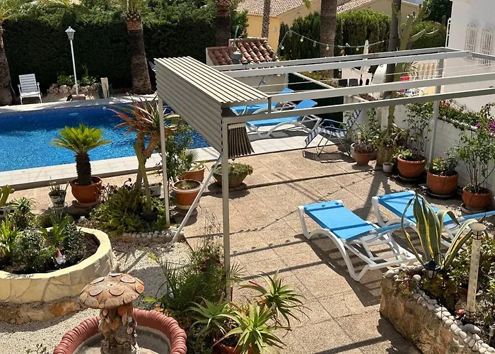 Almendros Con Piscina Privada Holiday home