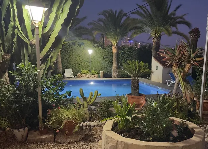 Almendros Con Piscina Privada