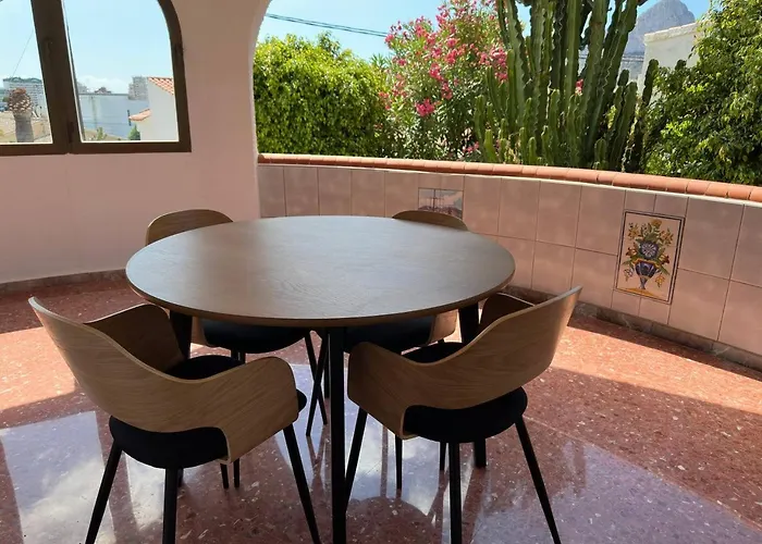 Almendros Con Piscina Privada Holiday home