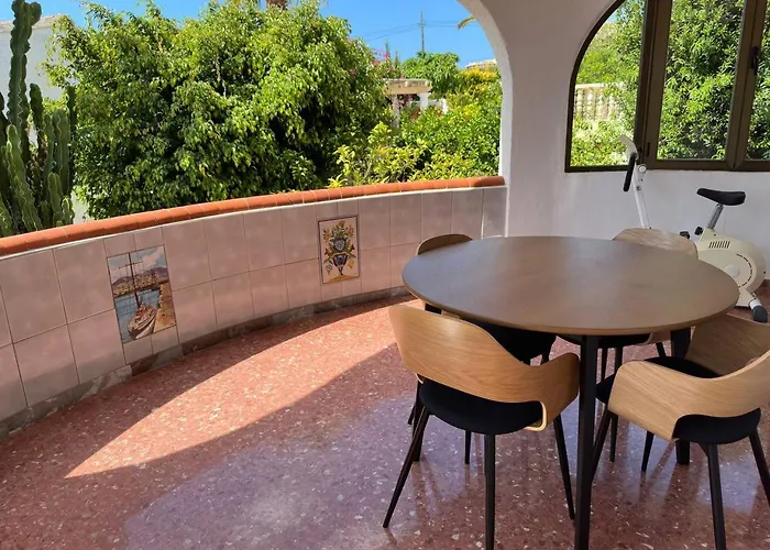 Almendros Con Piscina Privada Holiday home *