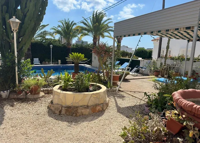 Almendros Con Piscina Privada